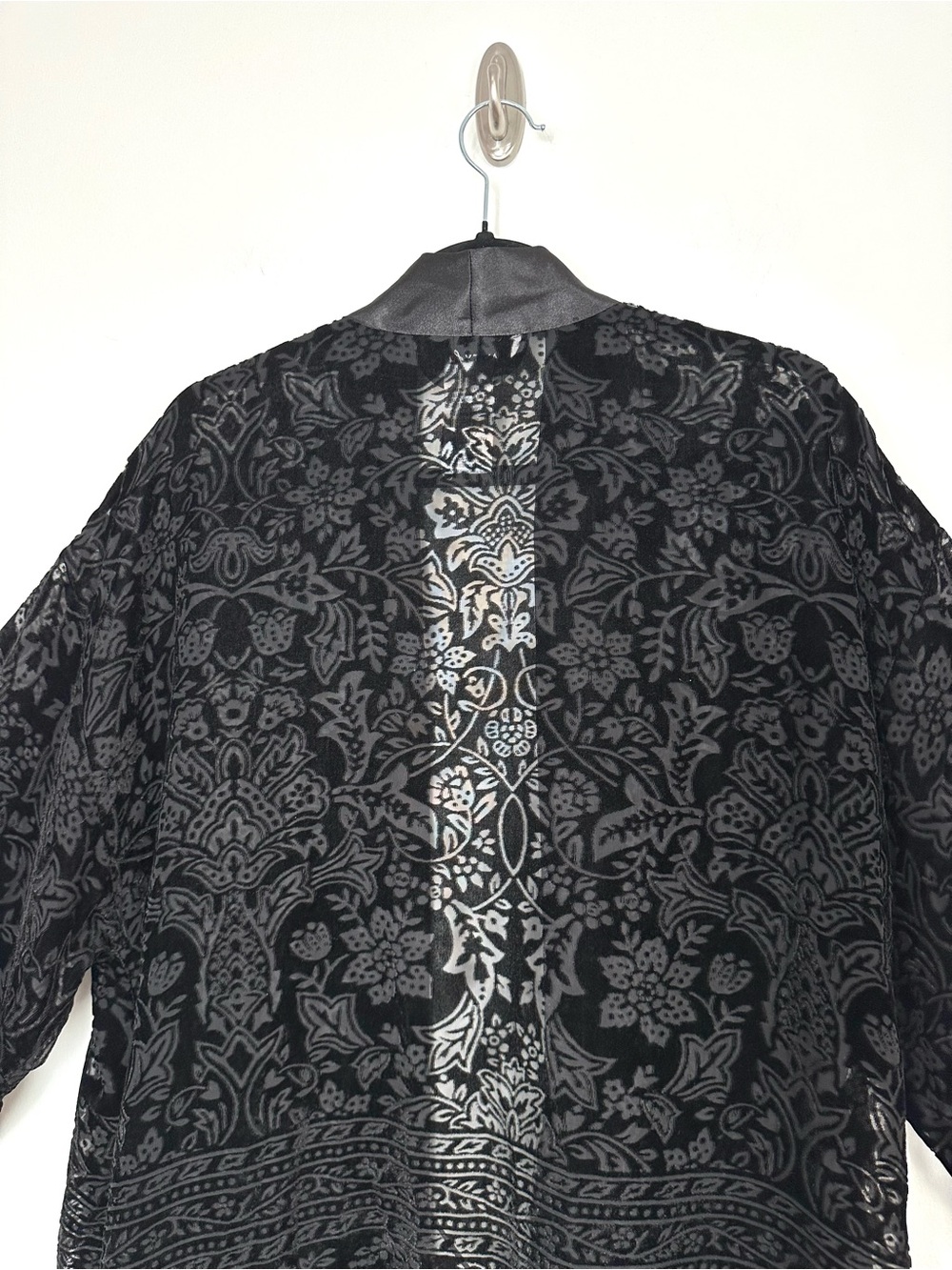 Whimsigoth Black Velvet Burnout Robe Kimono Witchy Vampirecore Fairy Grunge - Picture 12 of 13
